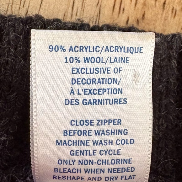 Old Navy Boys Red & Black ‘Ski' Pullover Winter Snow Sweater | Sz 4 - Picture 2 of 2